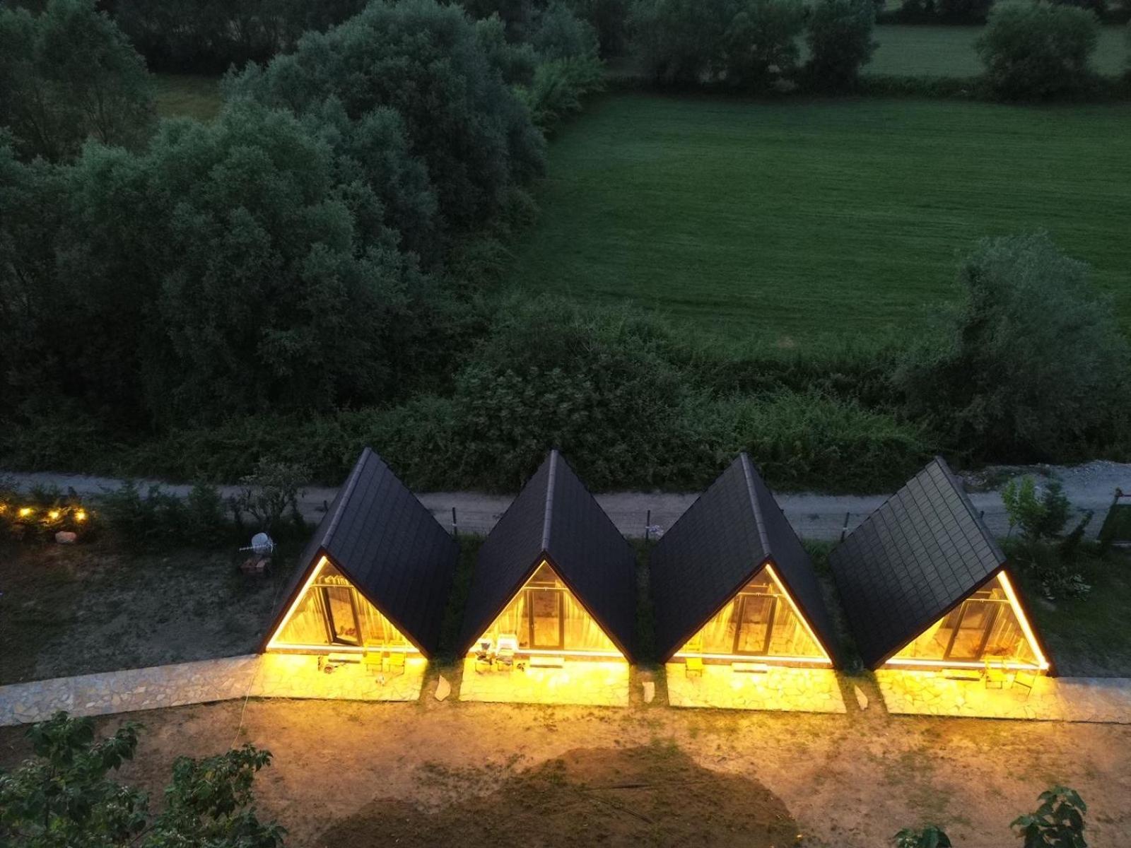 Windmill Shkodra Villa'S & Gesthouse Exterior foto
